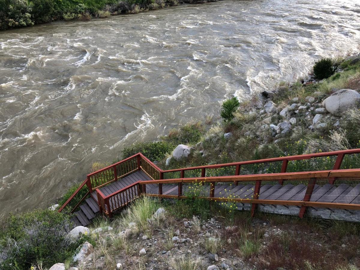 Yellowstone Riverside Cottages 가디너 외부 사진