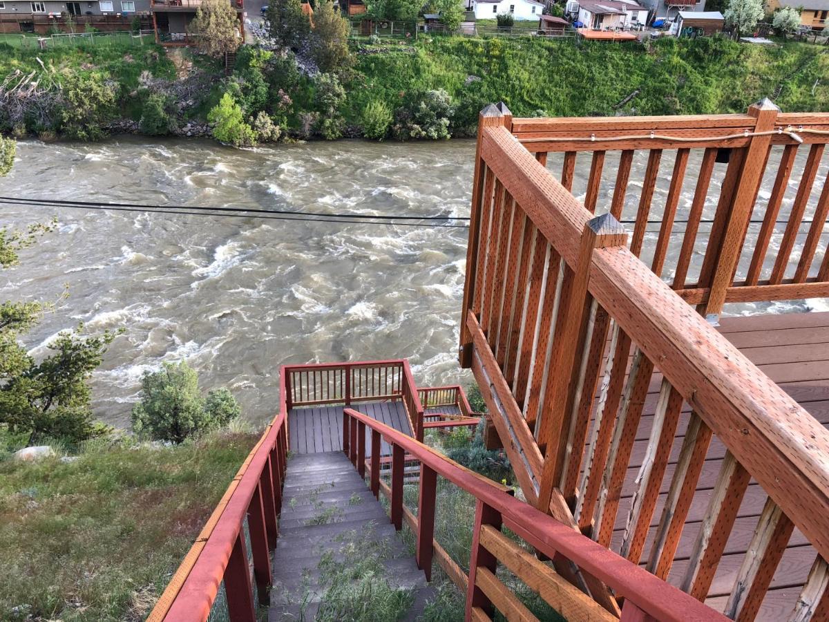 Yellowstone Riverside Cottages 가디너 외부 사진